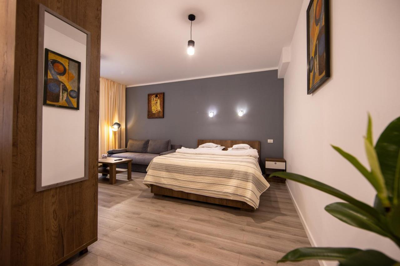 Central Place Apartment Timisoara 2 Zewnętrze zdjęcie