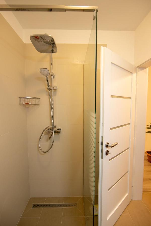 Central Place Apartment Timisoara 2 Zewnętrze zdjęcie